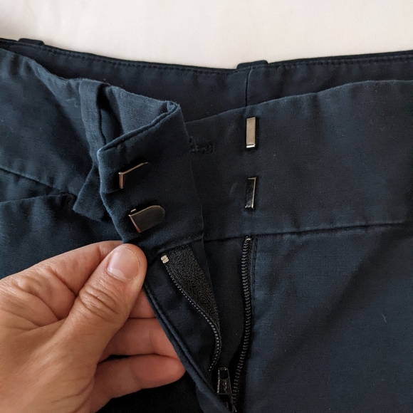 Ann Taylor Navy Blue Shorts Size 2p - Picture 5 of 7
